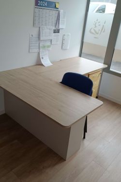 Création d'un espace de bureau dans un office notarial
#business #amenagementinterieur #rangement...