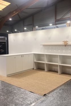 Découvrez notre stand en cours d'installation: ouverture imminente du salon esprit maison&jardin...