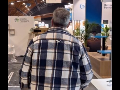 ACN Agencement conçoit et réalise vos stands événementiels de A à Z.
Clostras pour délimiter vos...