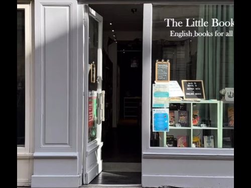 The Little Book Shop 📖
Les étagères de cette charmante boutique de livres ont été pensées,...