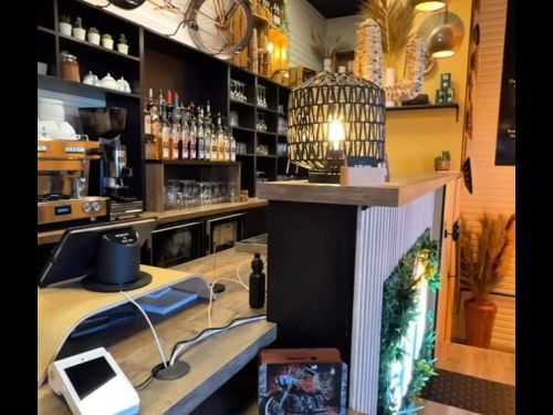 Projet Le Ty’ Mad ✨
Notre équipe a conçu et installé le bar et les étagères du nouveau...