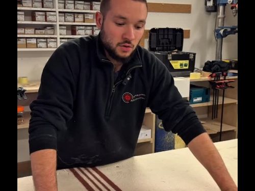 Création d’un meuble sur-mesure pour un bureau ✨
Ce meuble a été imaginé et fabriqué dans nos...