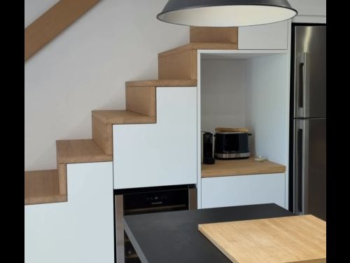 Réalisation à Melesse📍
Un escalier conçu sur mesure pour l’un de nos chantiers à Melesse. Pensé...